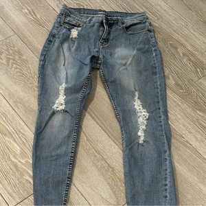 BDG Midrise Twig Ankle Jeans